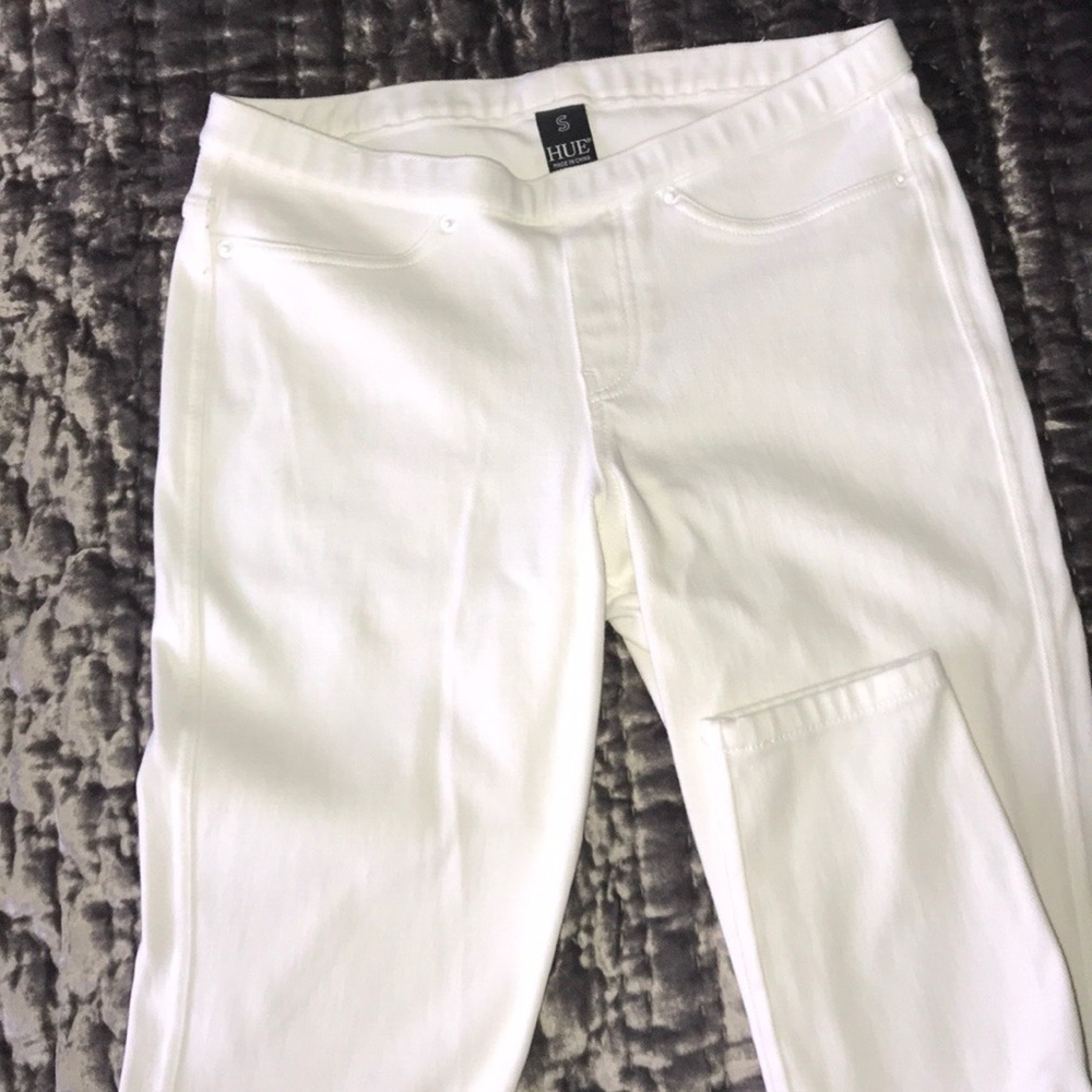 White jegging’s